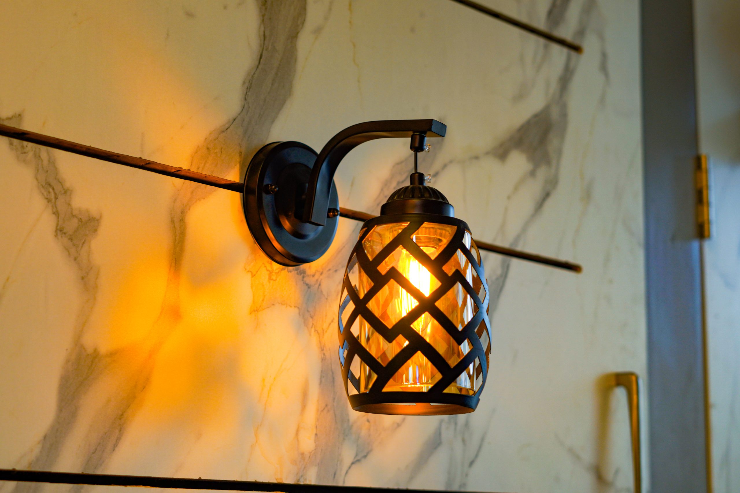 BLACK AND AMBER GLASS WALL BY VL